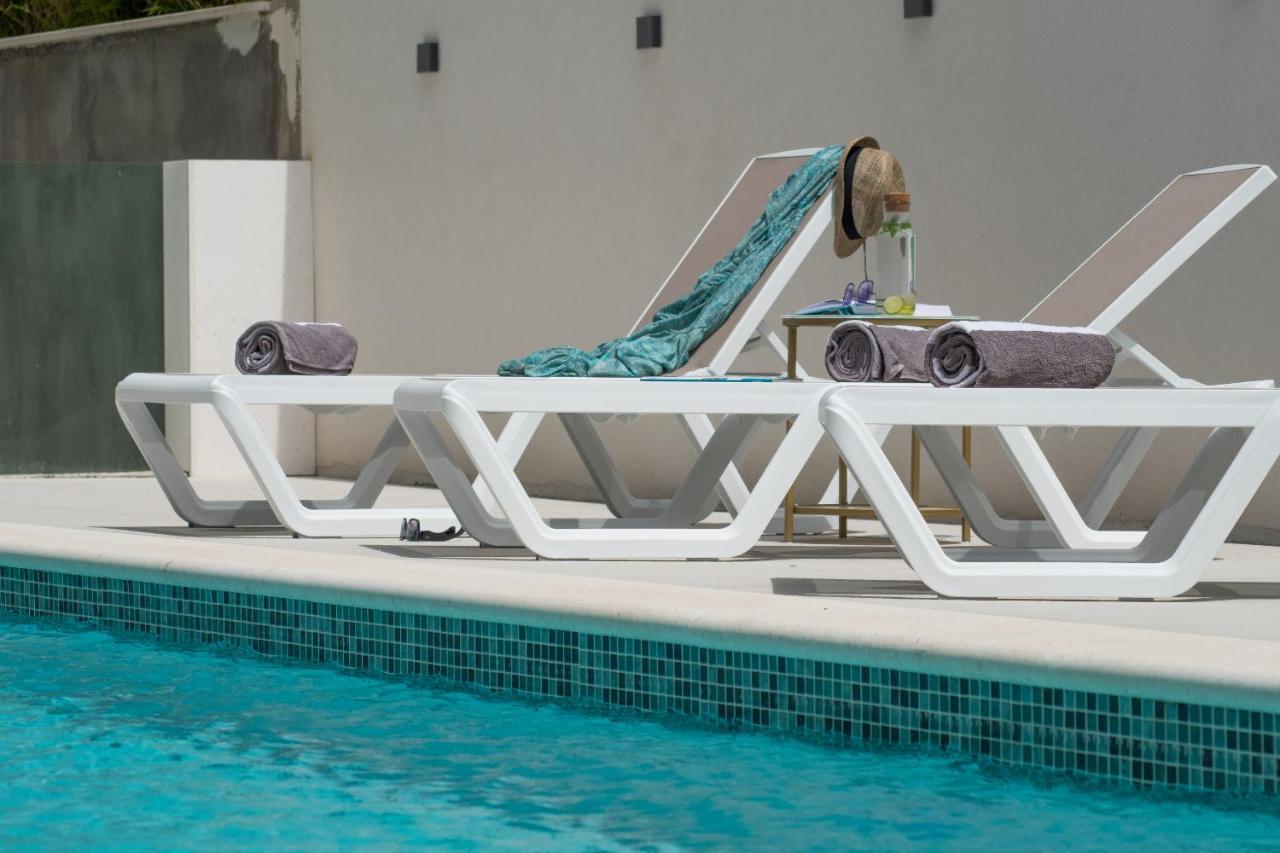 Villa Smaragd - Lapis - Luxury Apartment With Shared Pool Makarska Extérieur photo