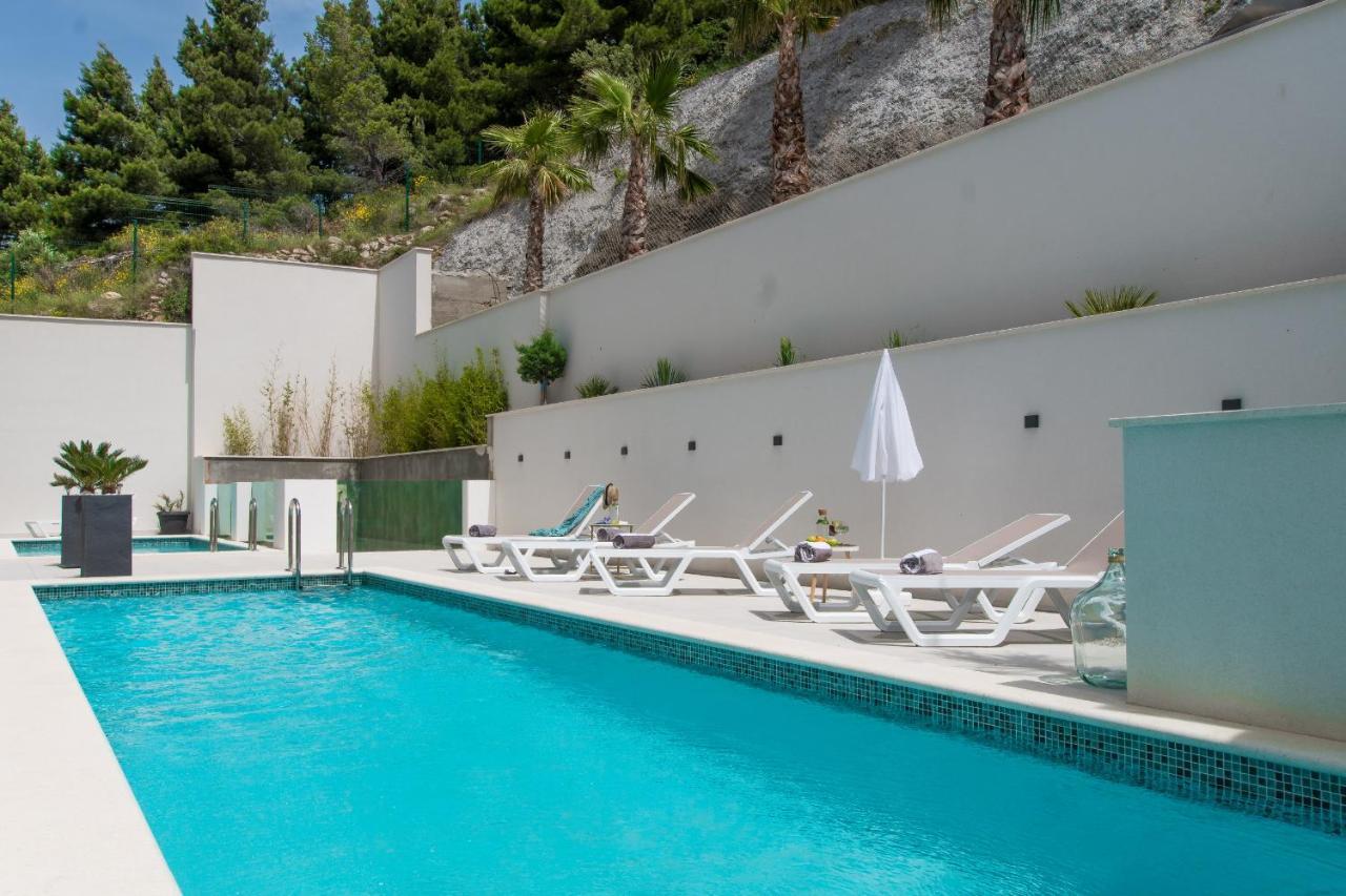 Villa Smaragd - Lapis - Luxury Apartment With Shared Pool Makarska Extérieur photo